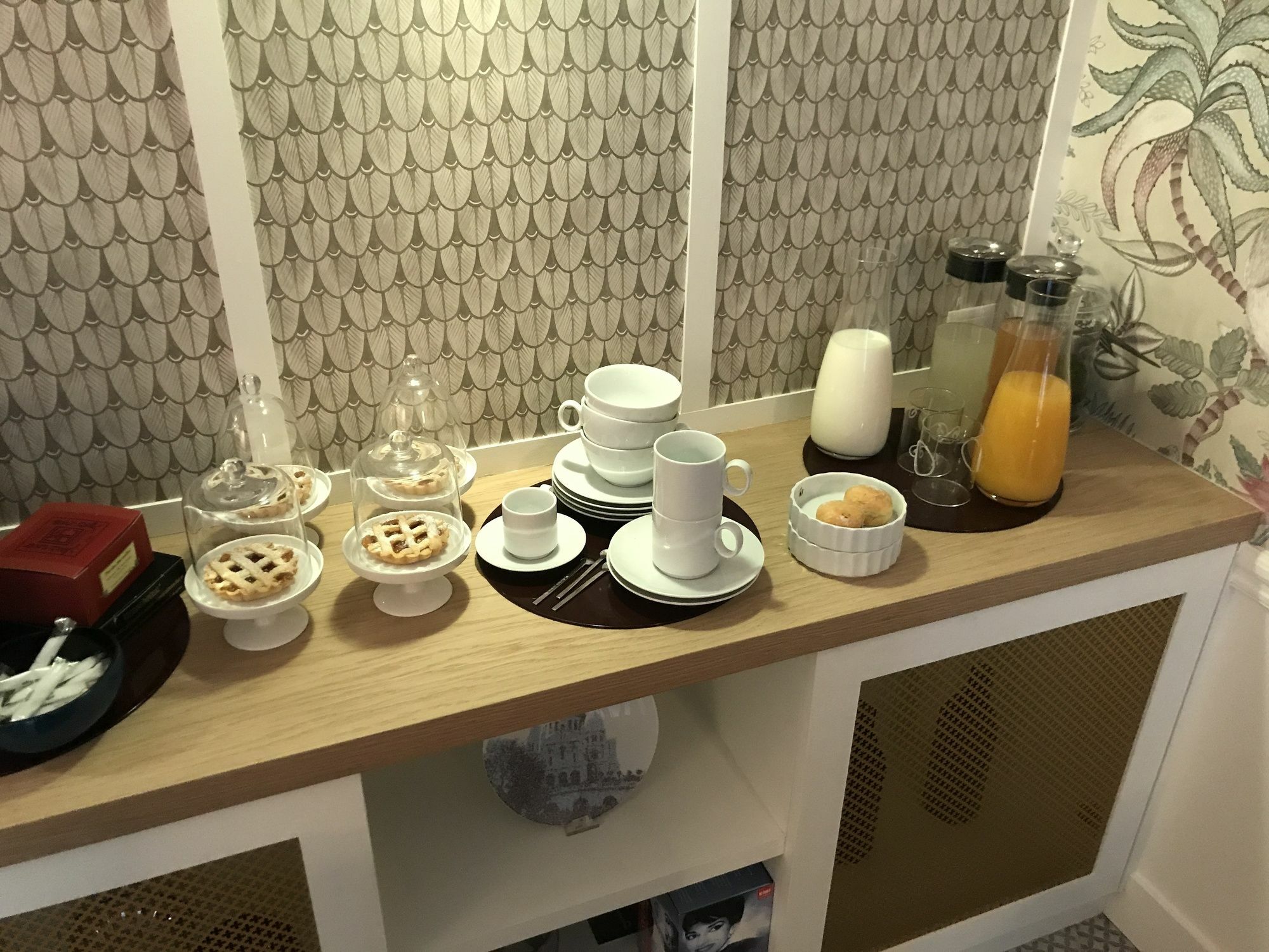 Hotel Maison Lepic Montmartre Parigi