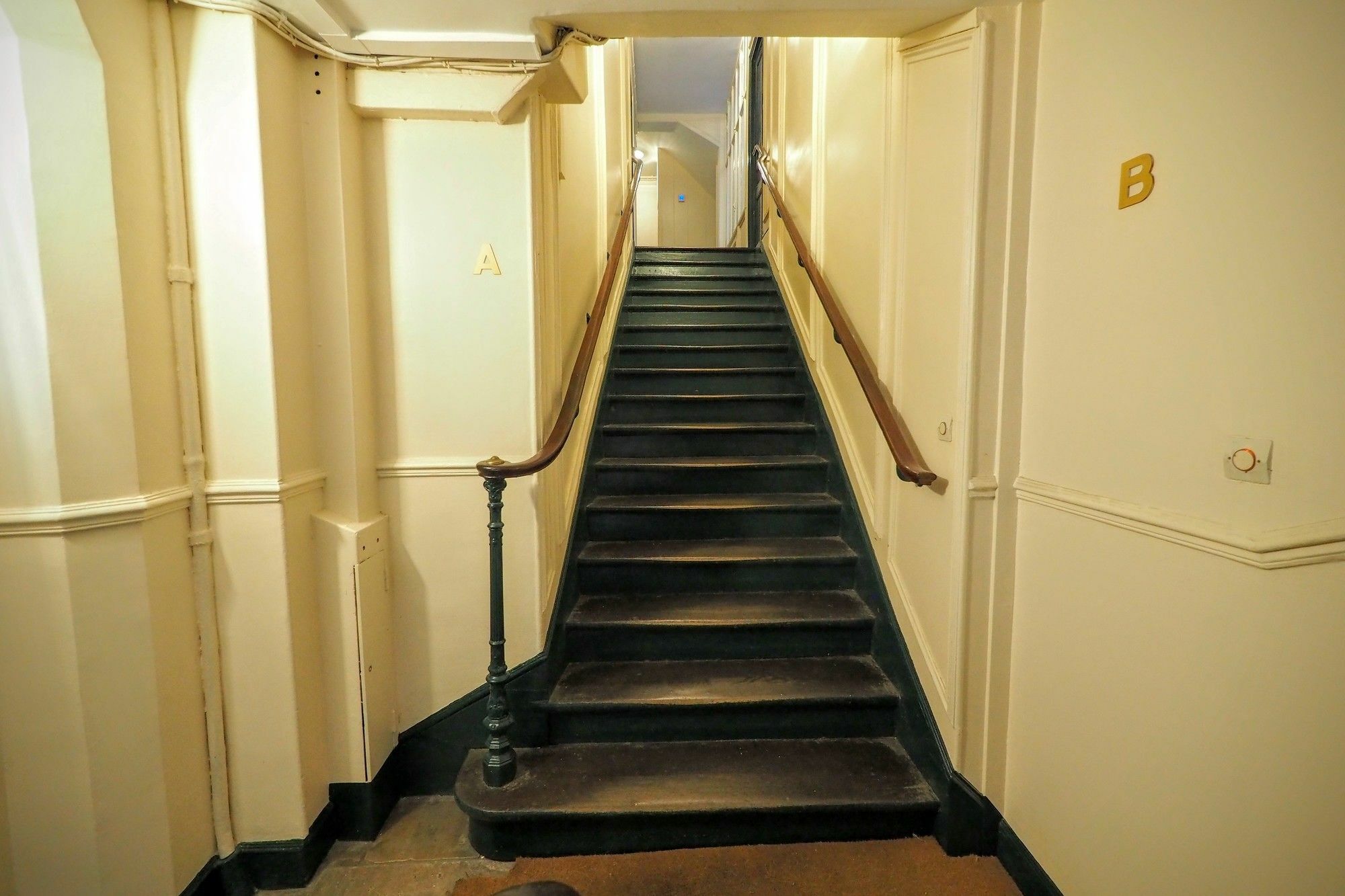 Bed & Breakfast D : Louvre Elegant 3*