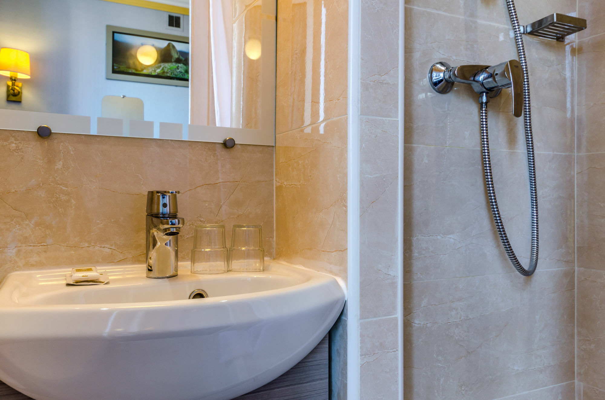 Hotel Avenir Montmartre Parigi