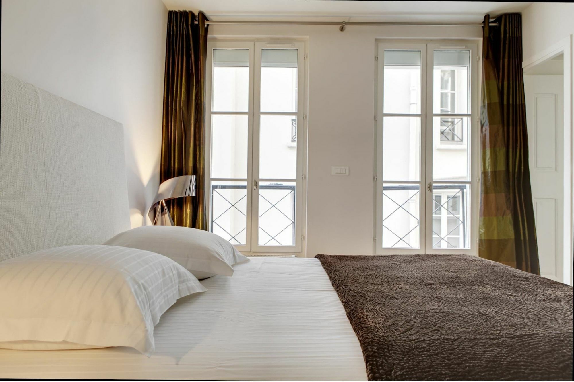 Appartamento Europea - Montaigne Parigi