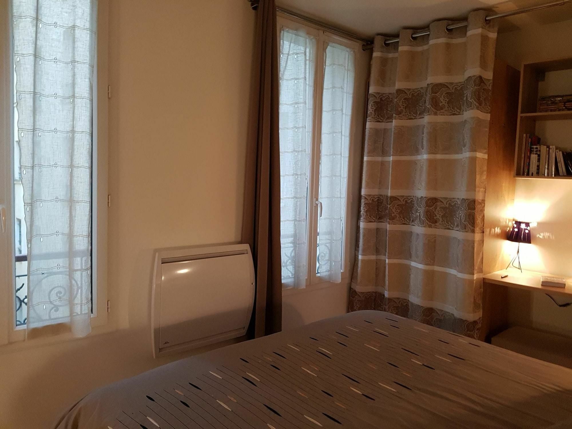 With One Bedroom In Paris, With Wifi Appartamento *