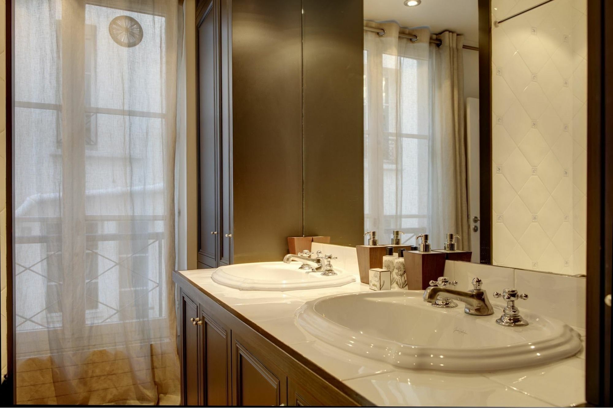 Appartamento Europea - Montaigne Parigi