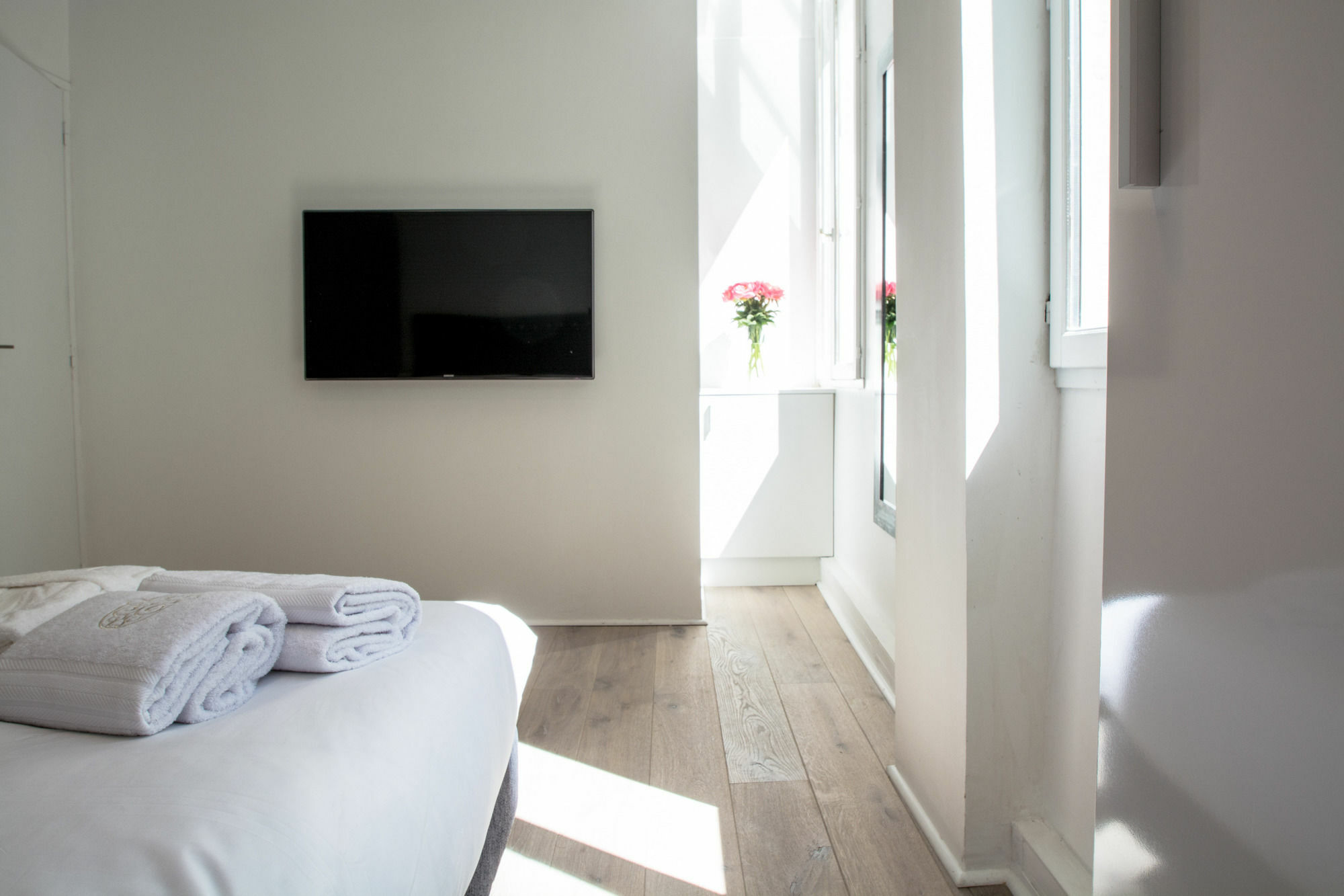 Luxury In - Republique Parigi