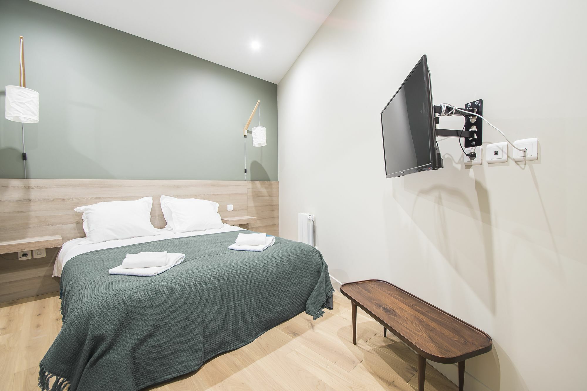 Luxury In - Republique Parigi
