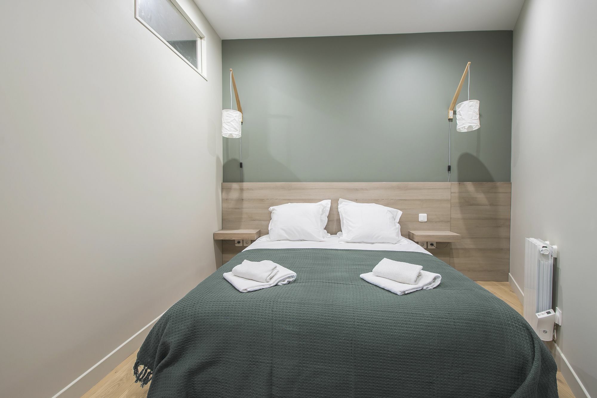 Luxury In - Republique *