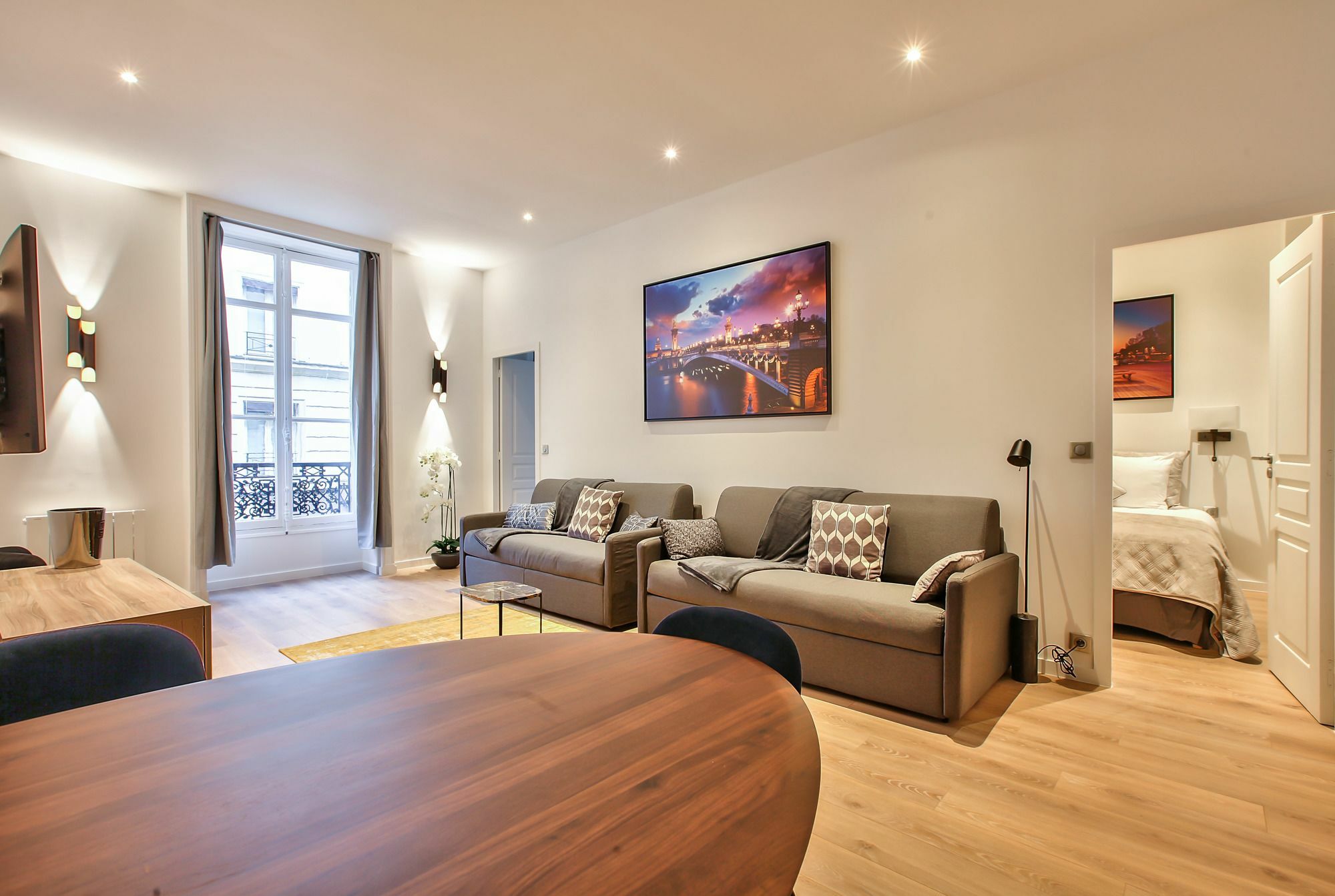 64 - Luxury Flat Champs-elysees 1d * Parigi