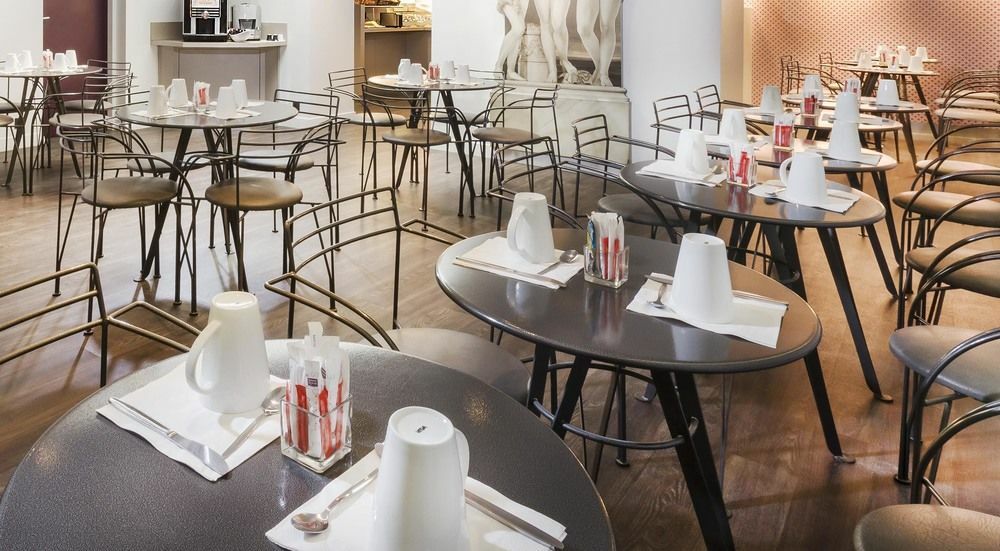 Hotel Libertel Canal Saint Martin 3*