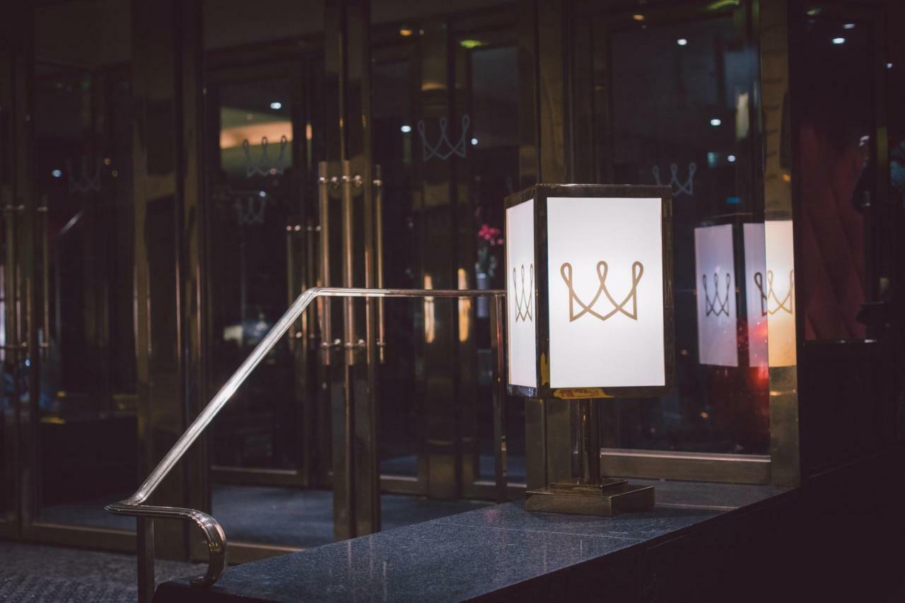 Warwick Champs-elysees Hotel 4*