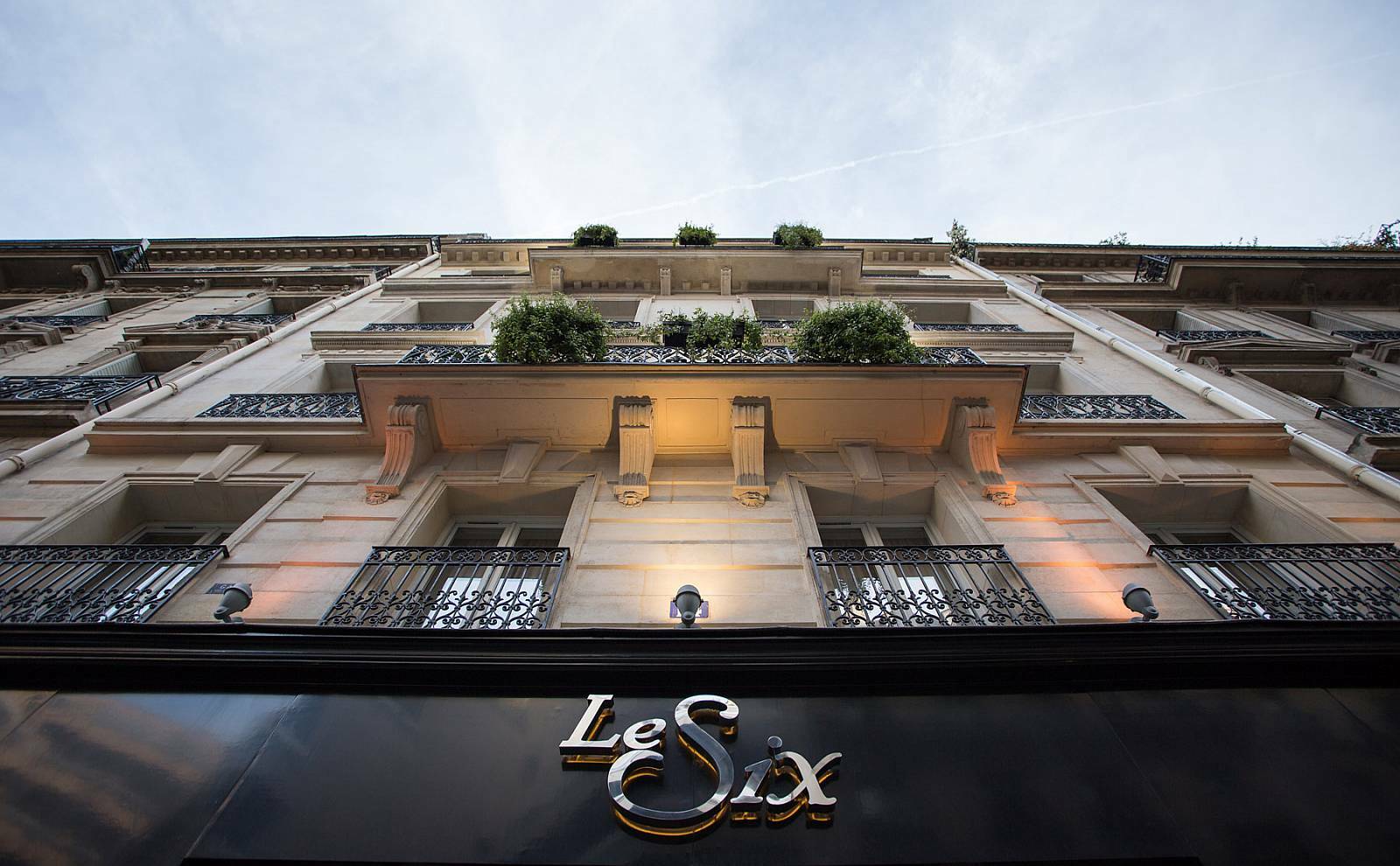 Le Six Paris