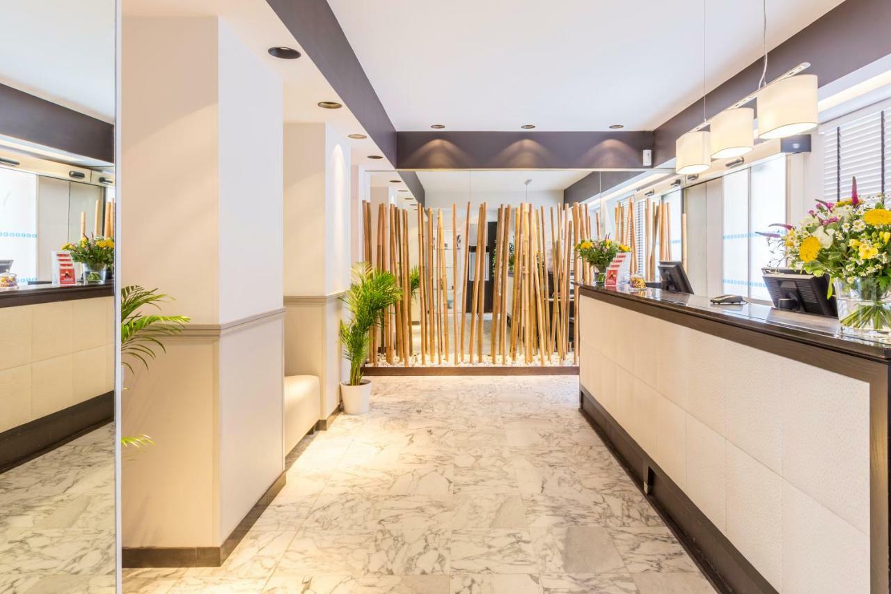 Hotel Sure By Western Gare Du Nord 3*