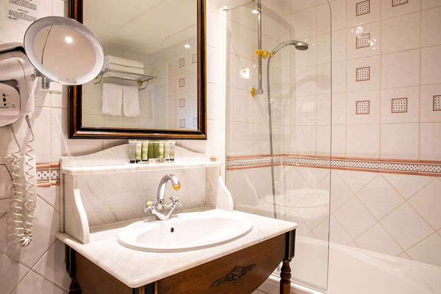 Maison Eugenie Hotel 4*