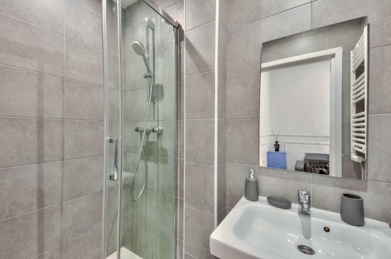 Apartment 35 - Urban Montmartre *