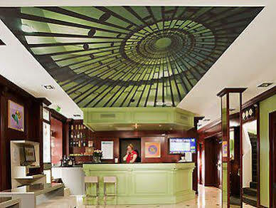 Ibis Styles 15 Lecourbe Hotel 3*