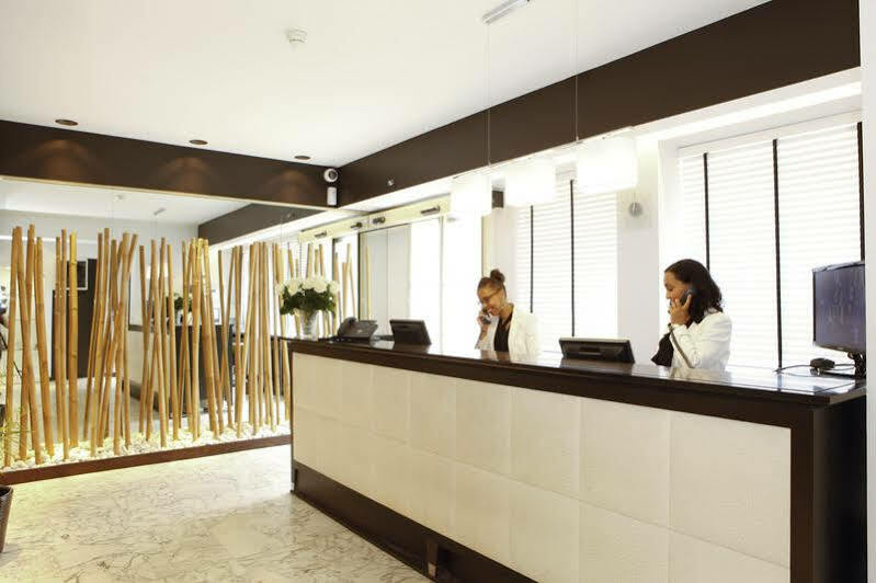 Hotel Sure By Western Gare Du Nord Paris