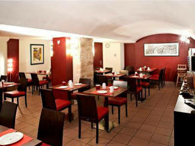 New Lafayette Hotel 4*