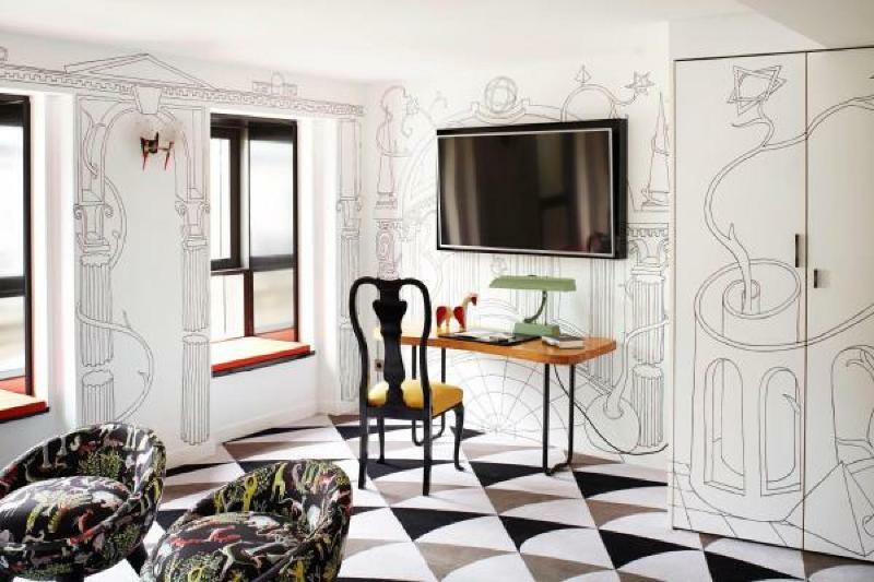 The Place To Be In Saint Germain Des Près - Montana 2