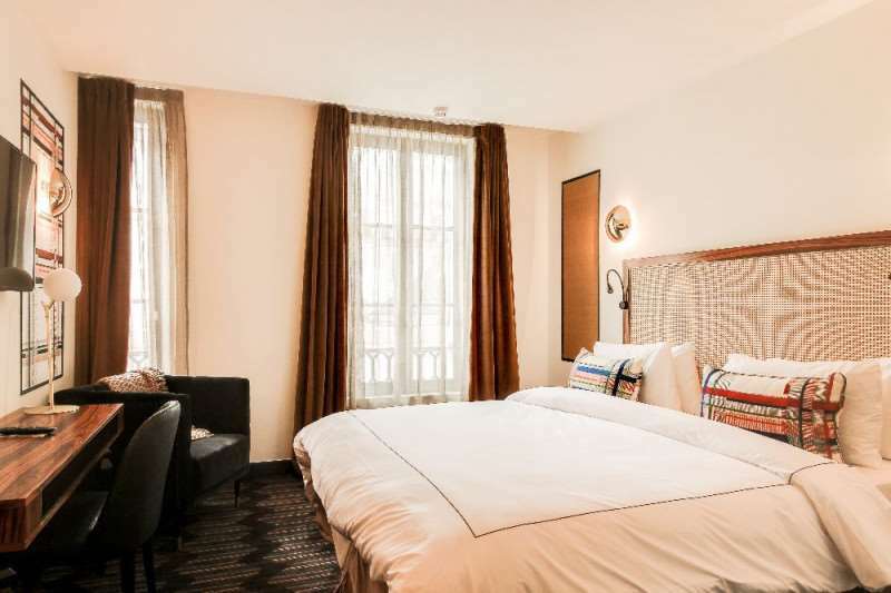 Mom'art Hotel Paris
