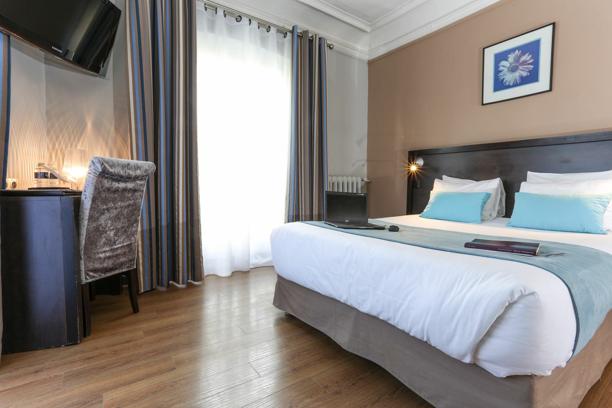 Avalon Gare Du Nord Hotel 3*