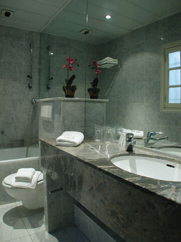 Hotel Des Deux Continents Paris