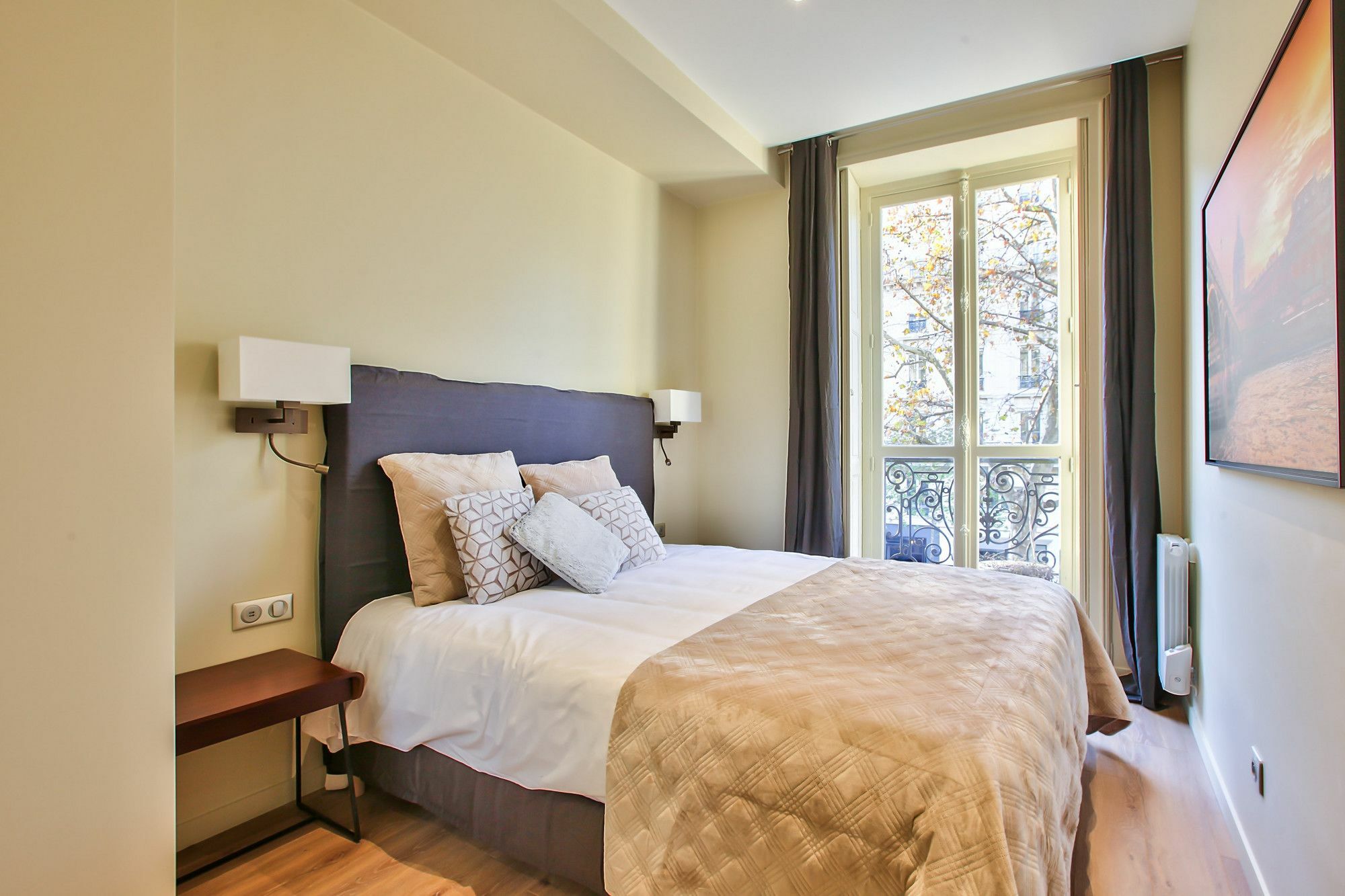 60 - Luxury Parisian Sebastopol 2dg Parigi