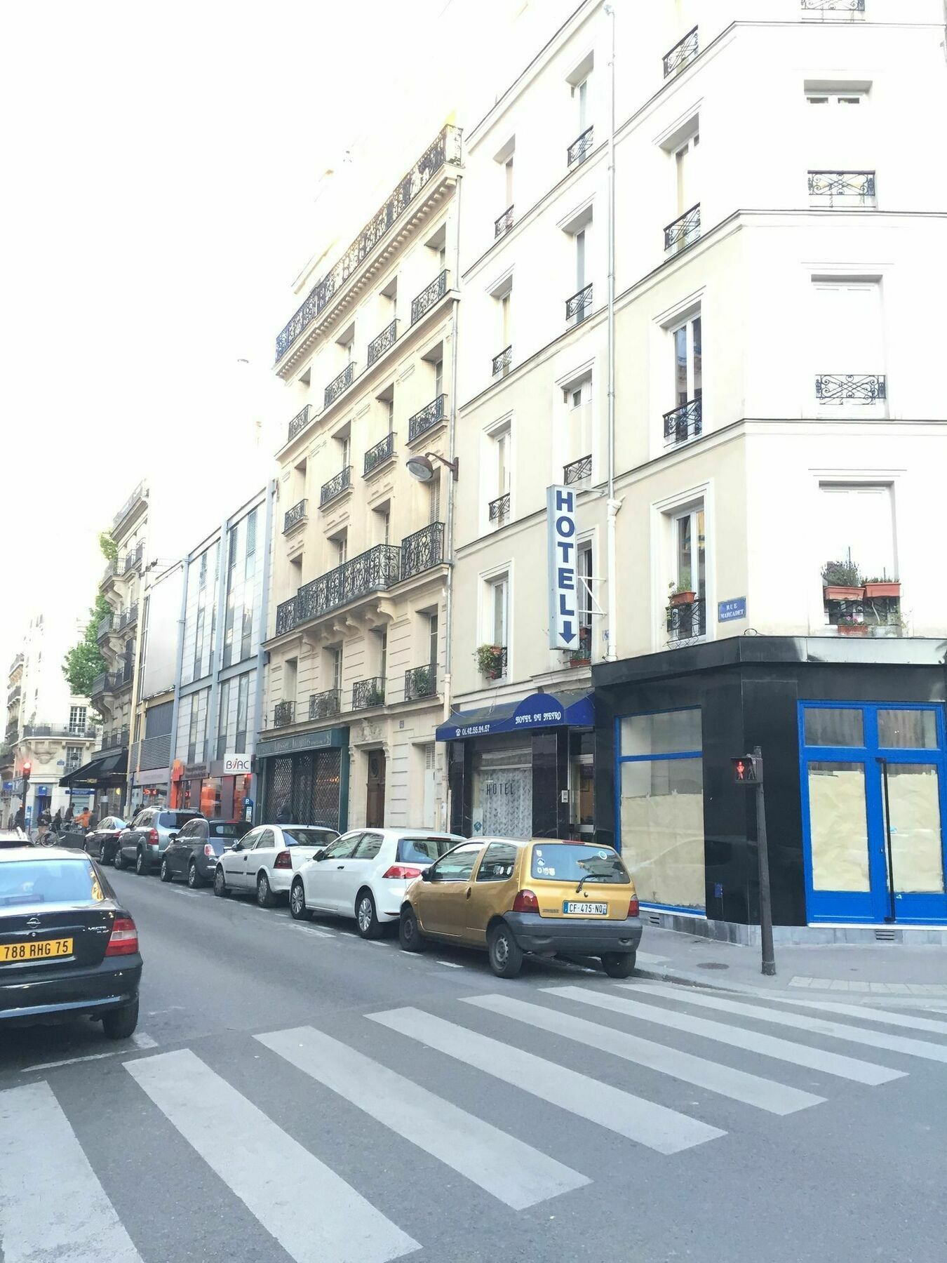 Hotel Du Metro