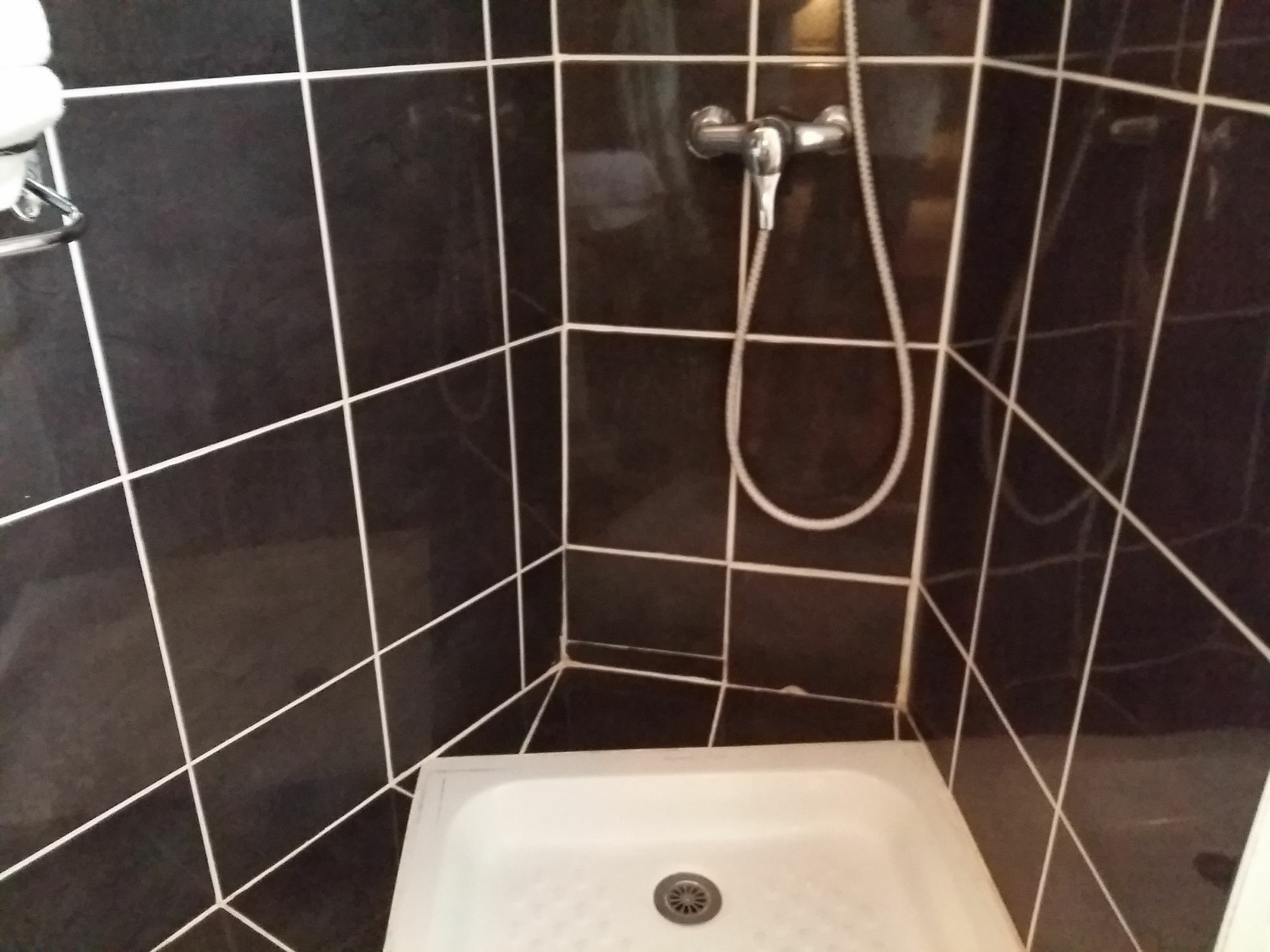 Du Metro Hotel Parigi