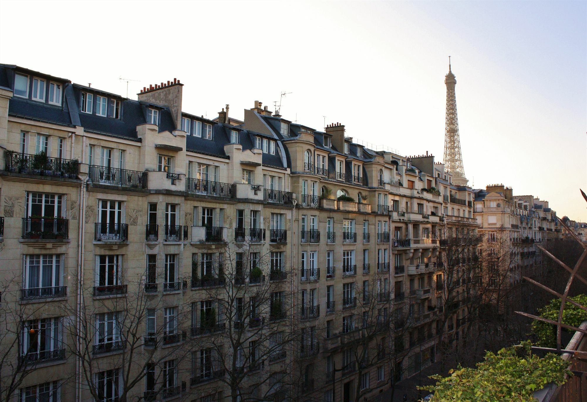 Le Cercle Tour Eiffel Hotel 3*