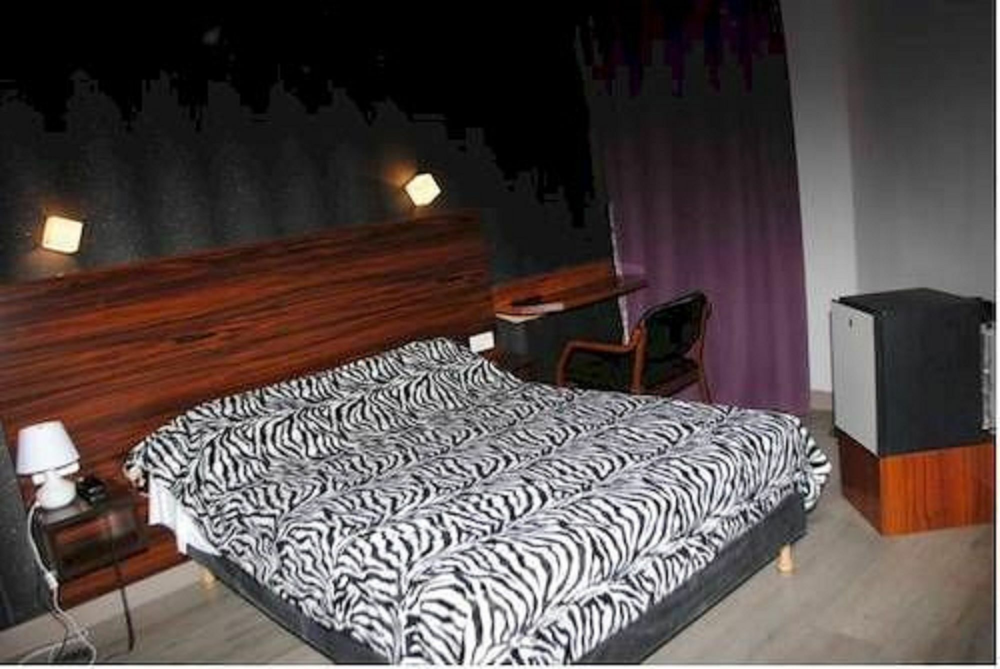 De Menilmontant Hotel 3*