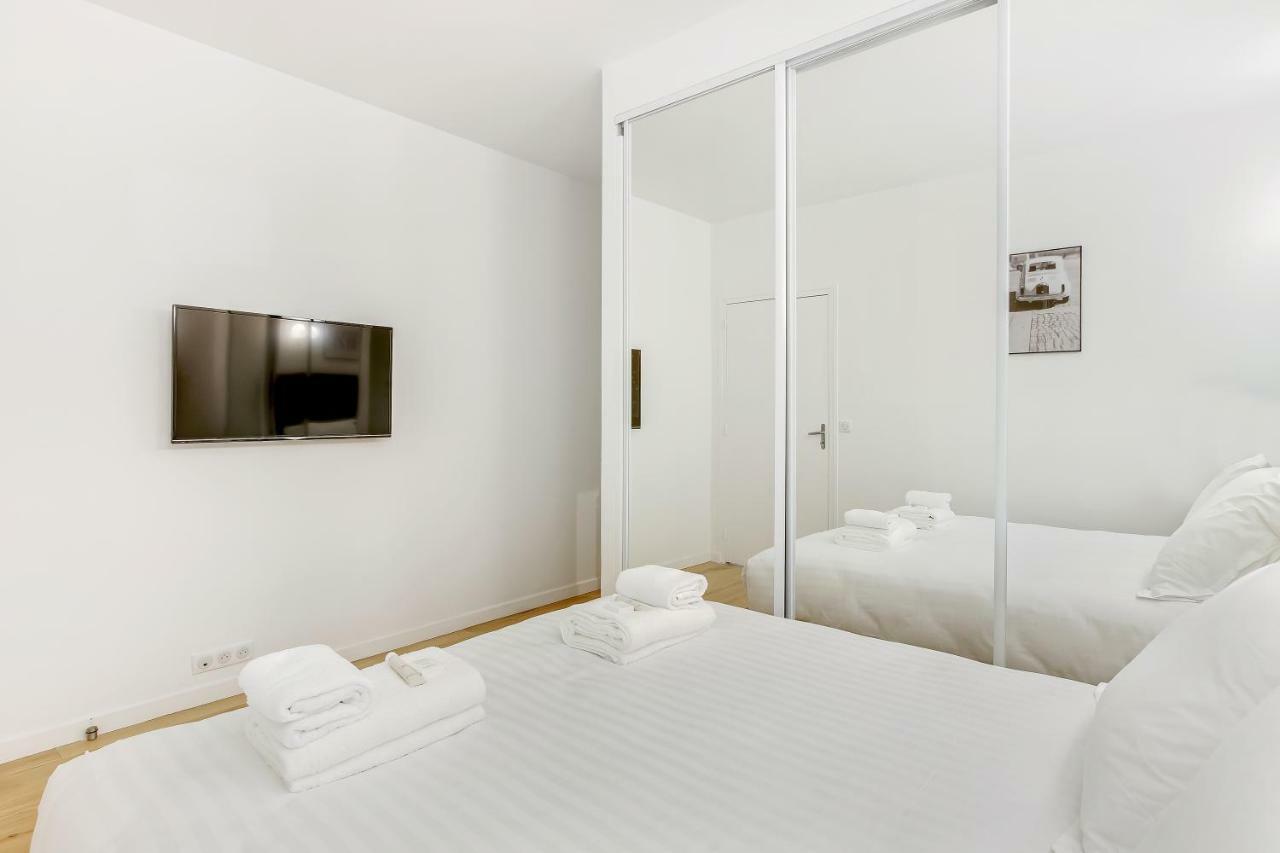Pick A Flat's In Saint Germain - Rue Vaneau * Paris