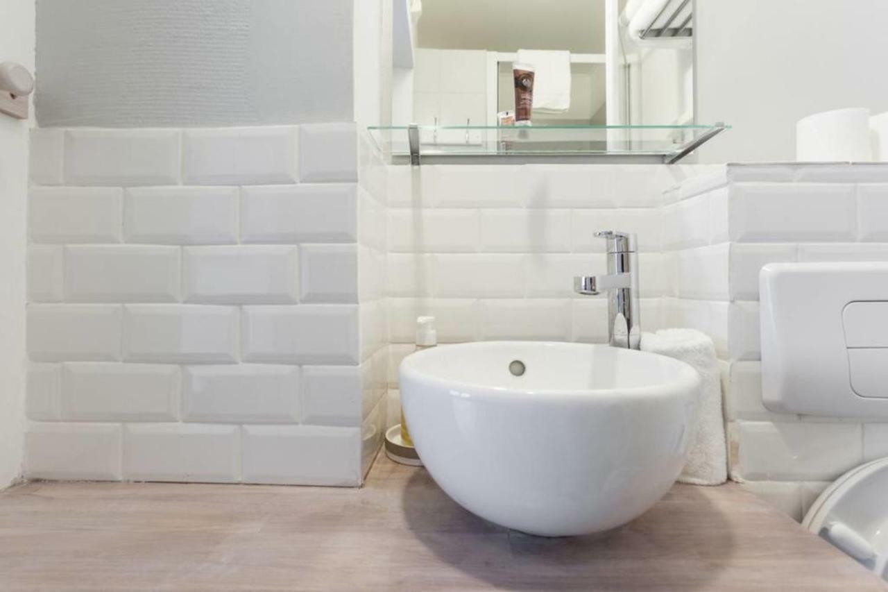 Small Is Beautiful Ideally Located Sleeps 4 * Parigi