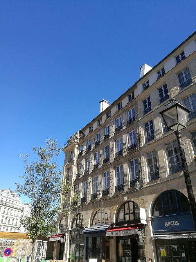 Studio Fontaine Des Innocents * Parigi