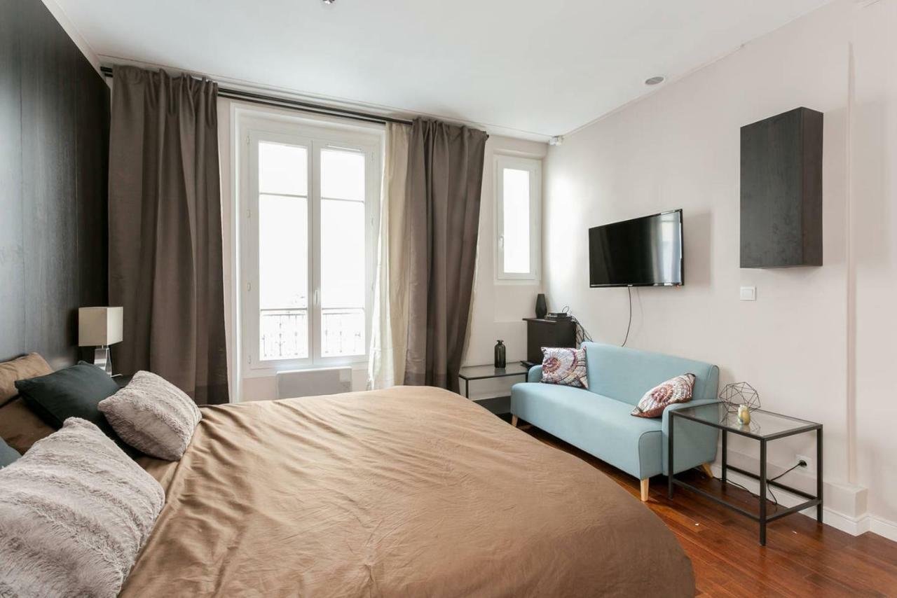 Apartment Studio Tour Eiffel Et Champs-elysees *