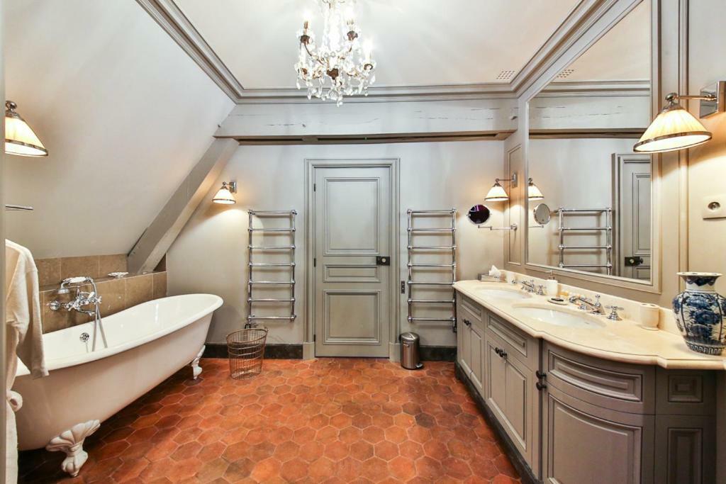 Parc Royal Apartment
