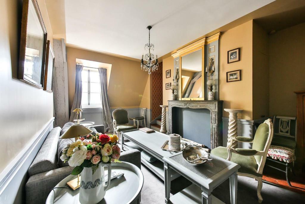 Parc Royal Apartment Paris