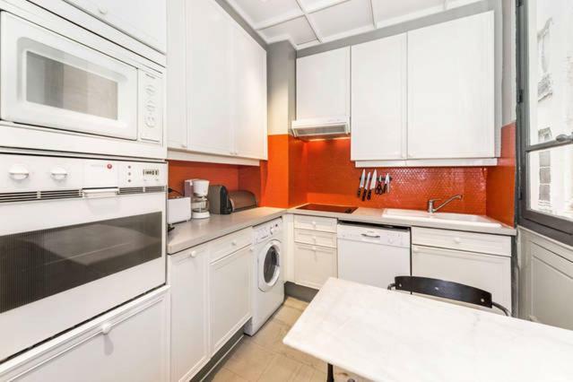 Large&bright Apartment, Paris, Montmartre-opéra, Picturesque Rue Des Martyrs Appartamento *