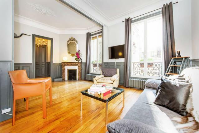 Large&bright Apartment, Paris, Montmartre-opéra, Picturesque Rue Des Martyrs Appartamento