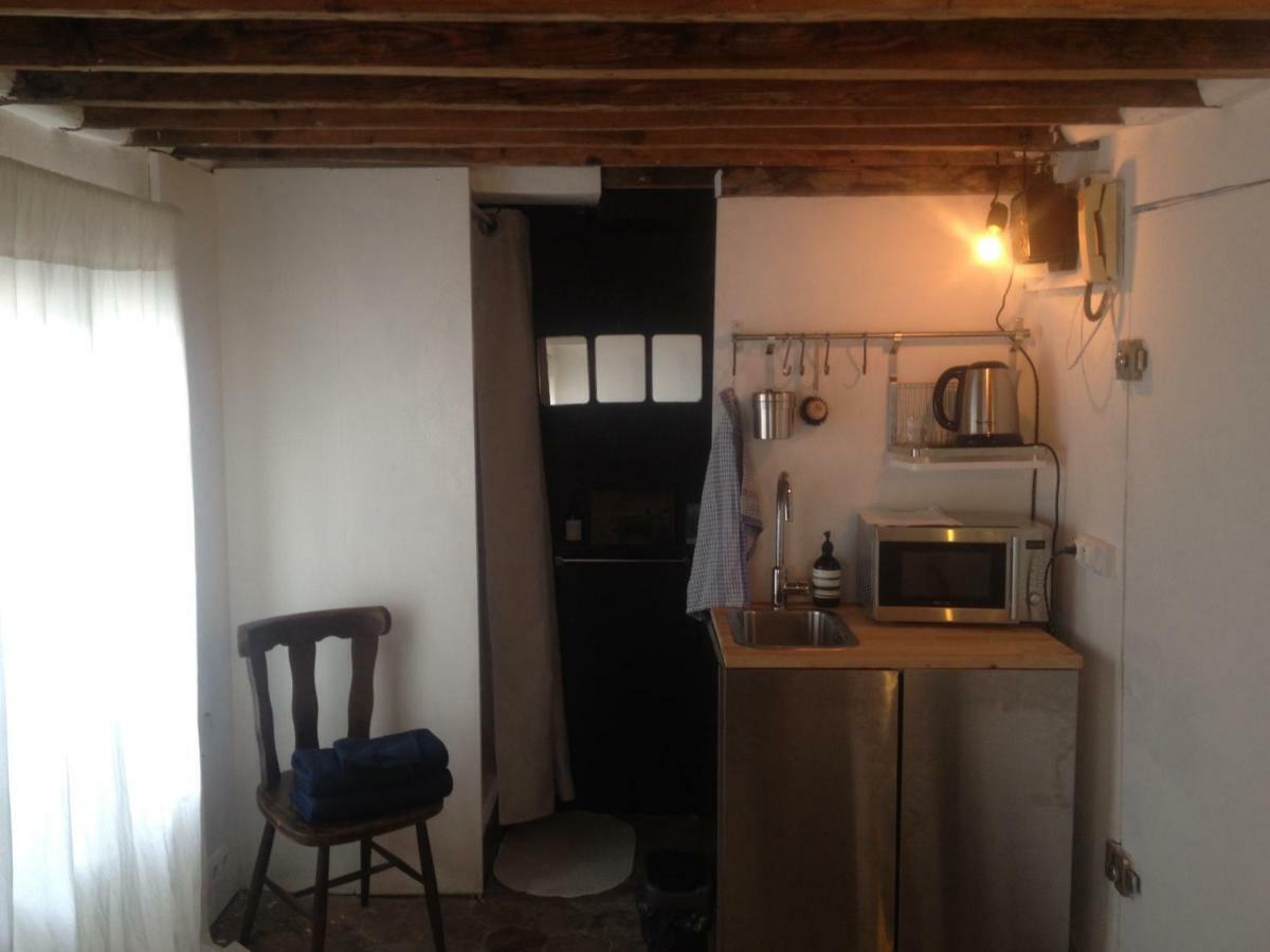Apartment Romantique Et Boheme Paris