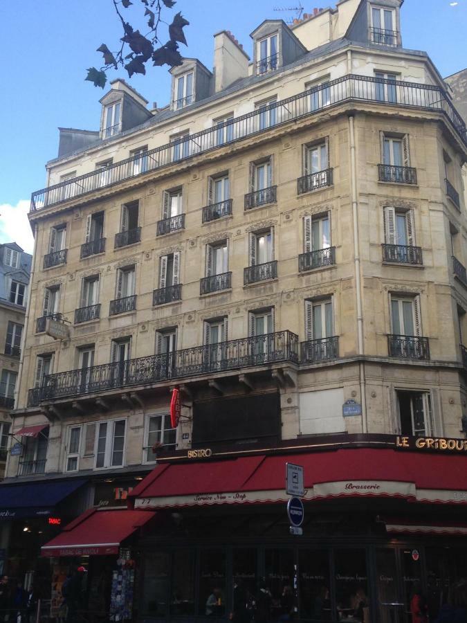 Rivoli Hotel *