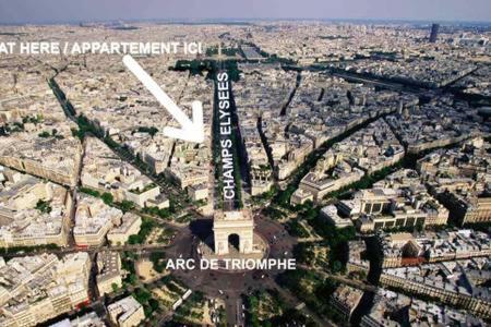 *** Champs Elysees Studio Apartment Paris
