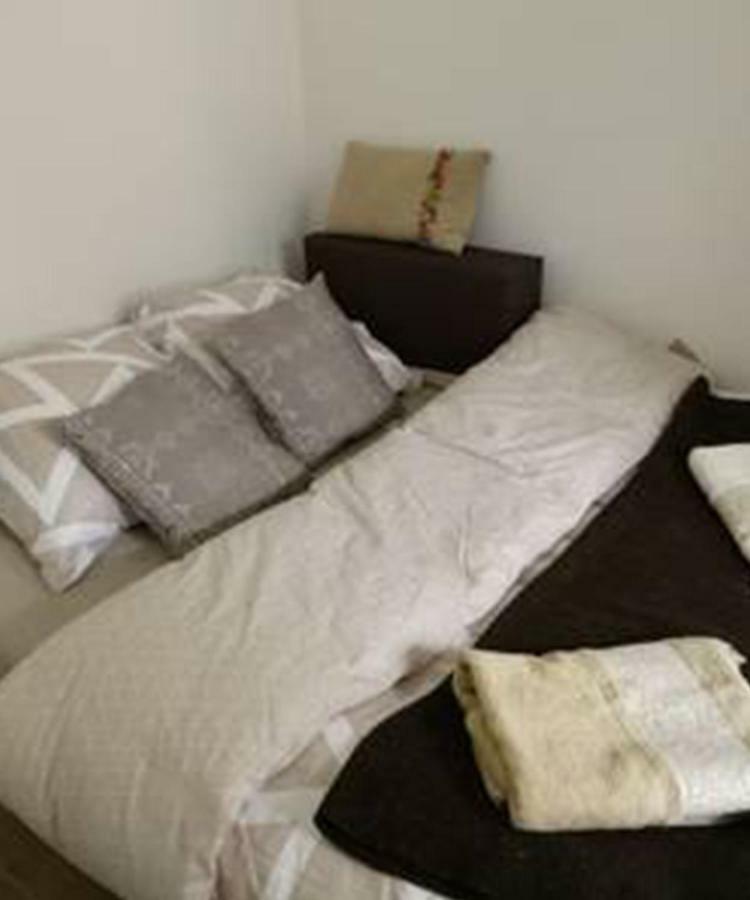 Apartment *** Champs Elysees Studio