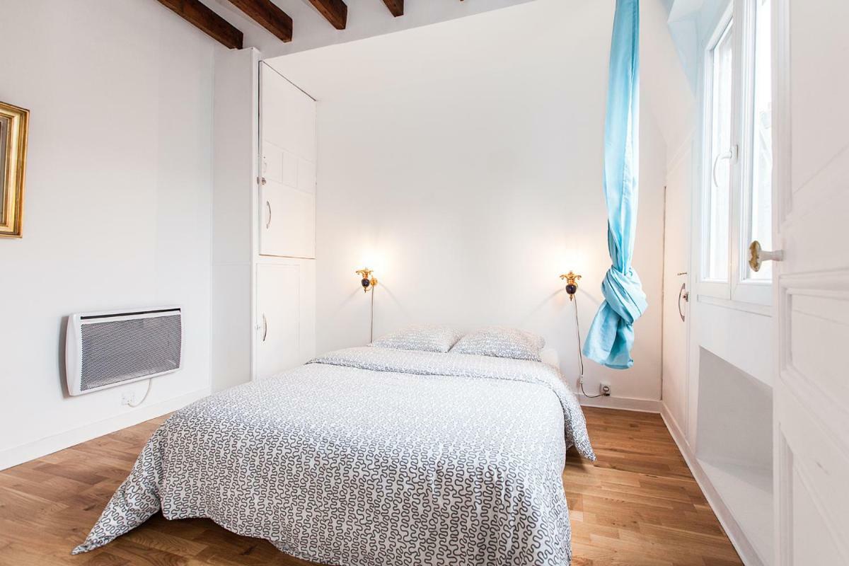 Charming 30m² Border Of Montmartre Parigi