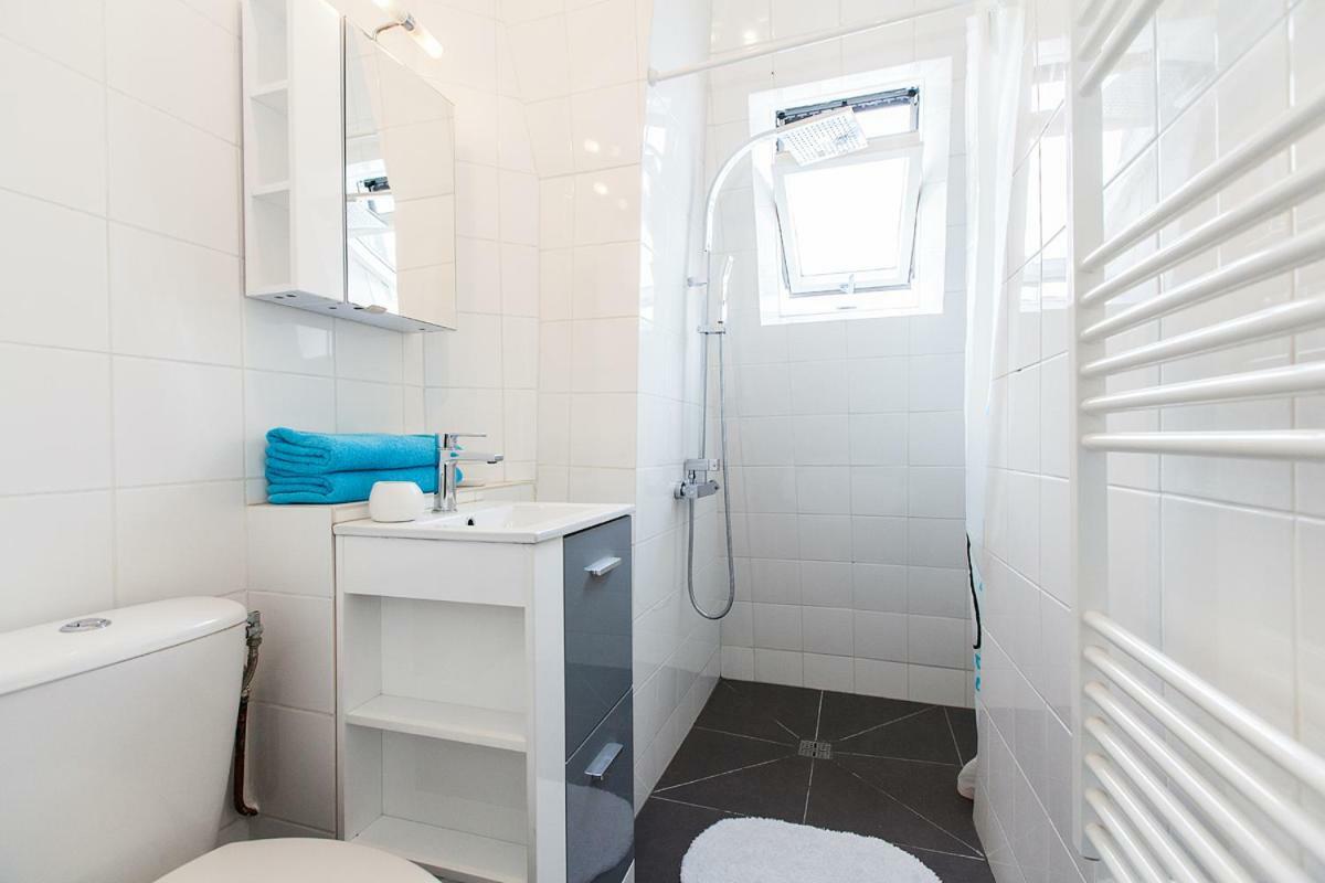 Charming 30m² Border Of Montmartre *