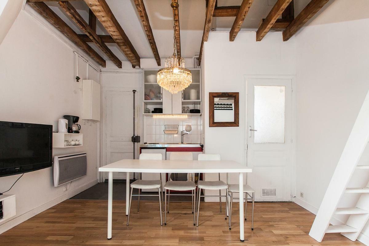 Charming 30m² Border Of Montmartre *
