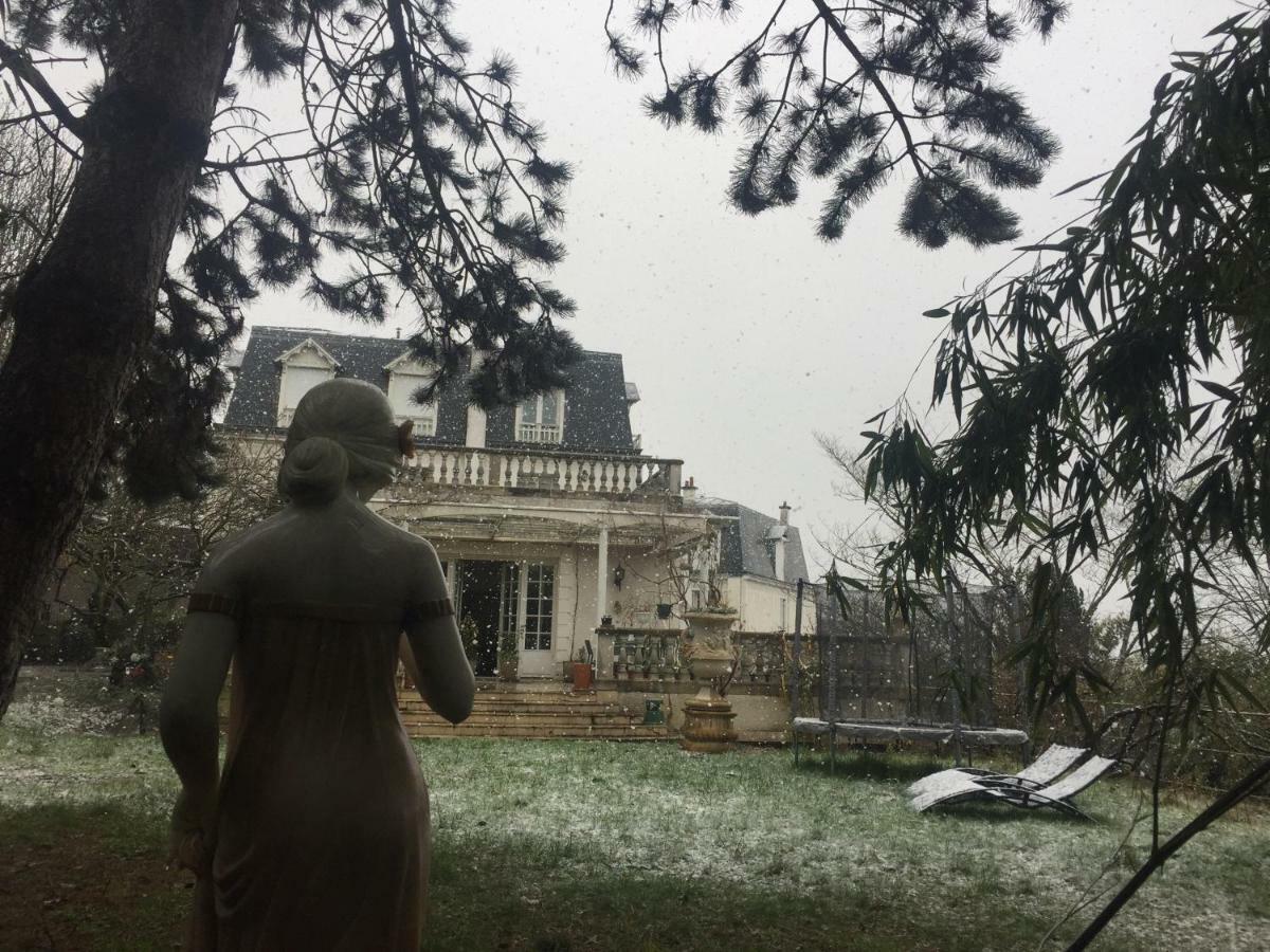 Ananda Huo Alloggio in famiglia Parigi