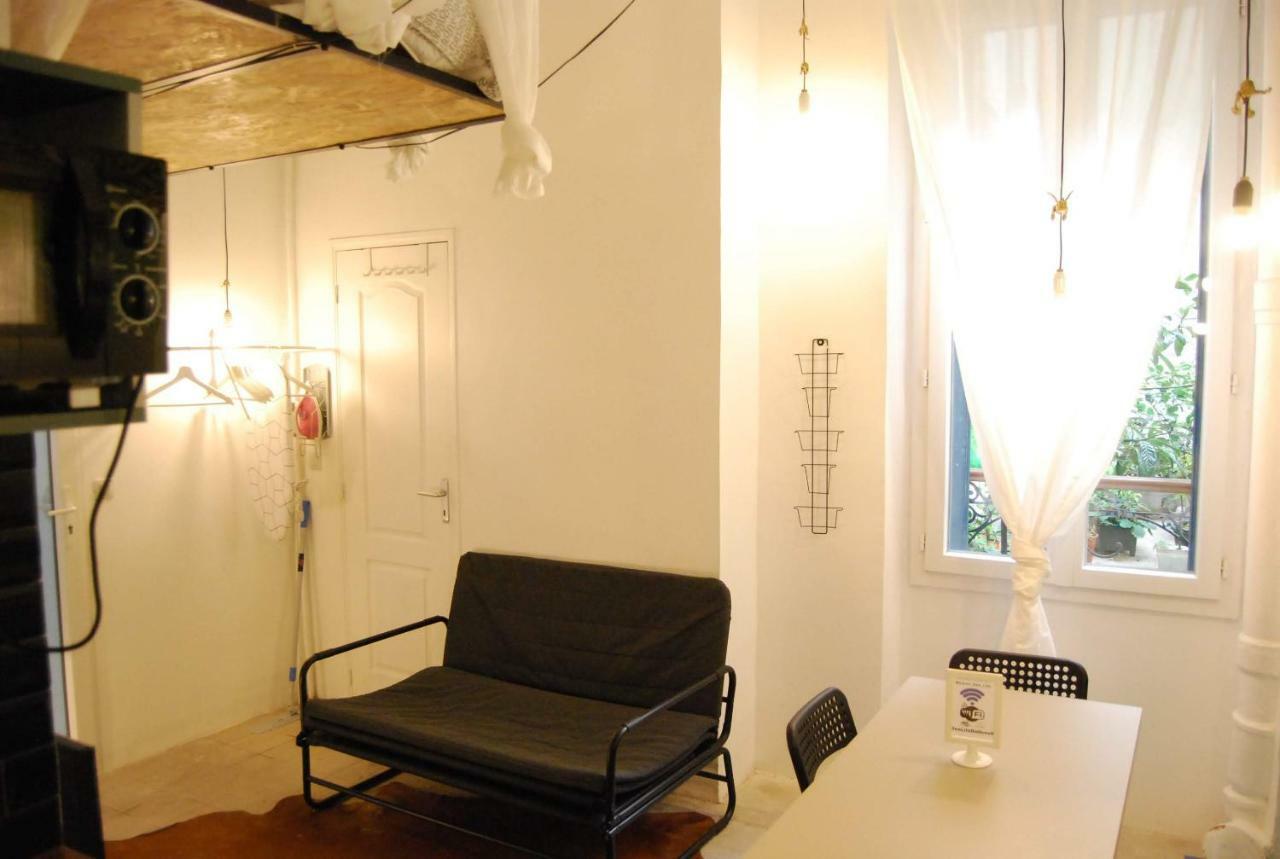 Arty 20m² District Of Batignolles Paris