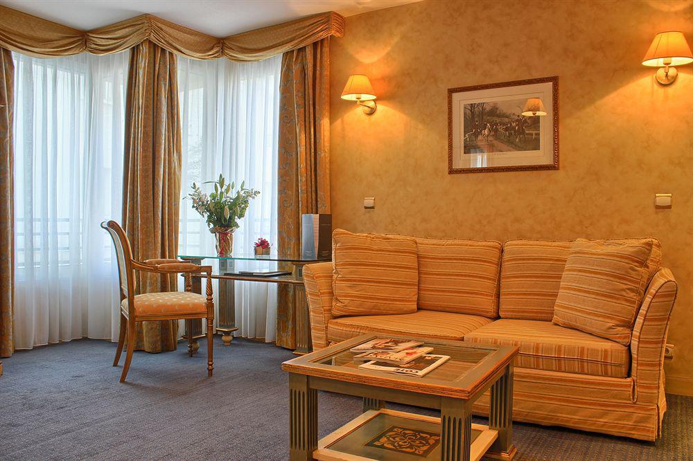 Beaumarchais Hotel 4*