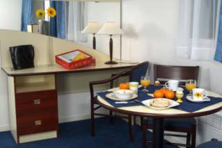 Appart'city La Aparthotel
