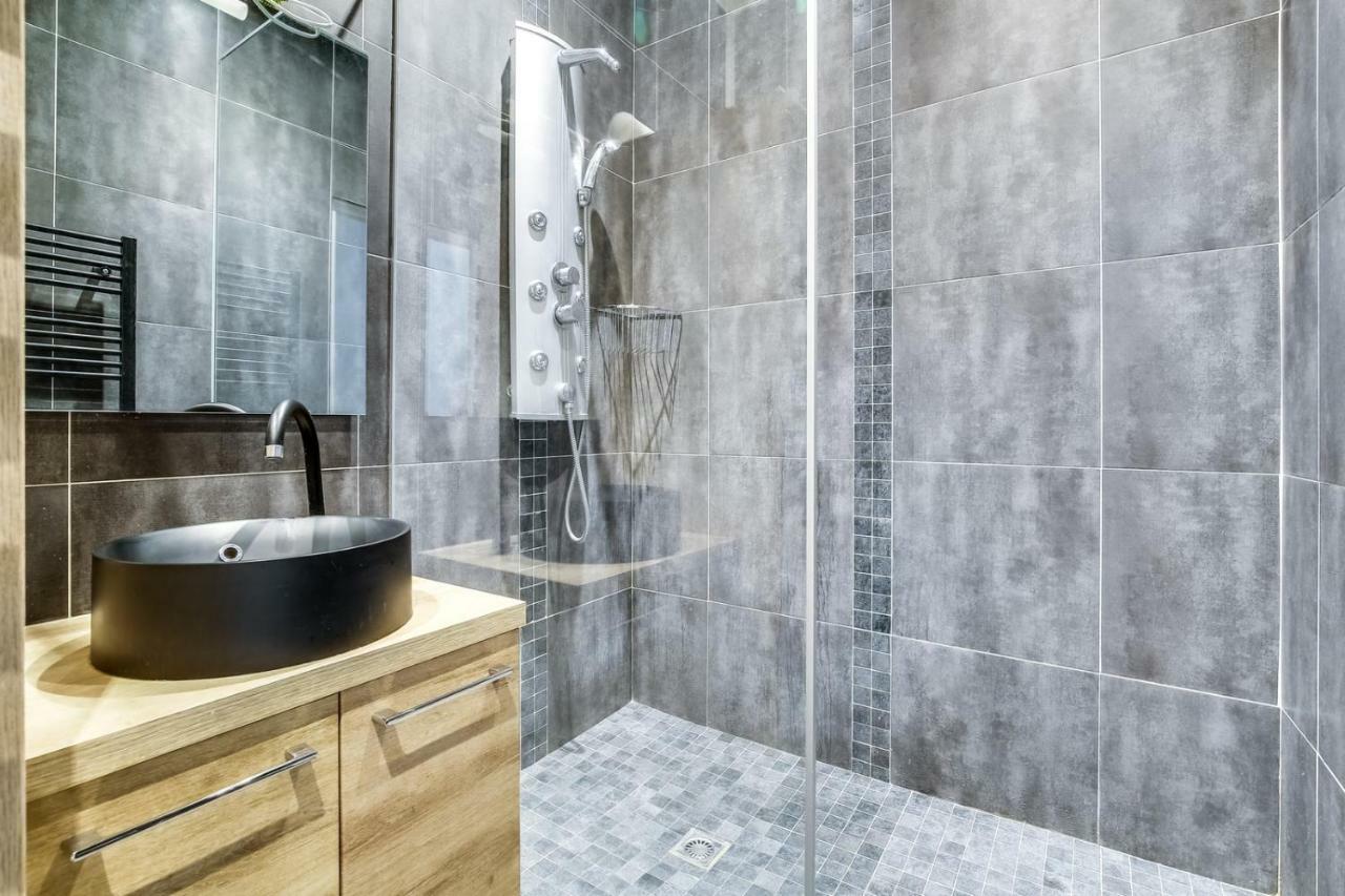 1022-suite Leny - Superb In *