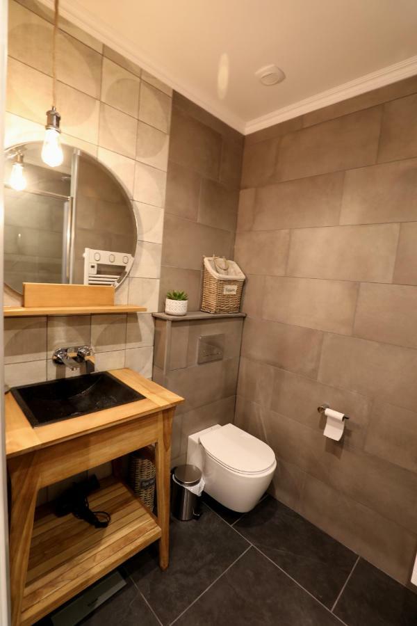 Amazing Notre Dame Boulevard St-germain - 4 Bedrooms Appartamento Parigi