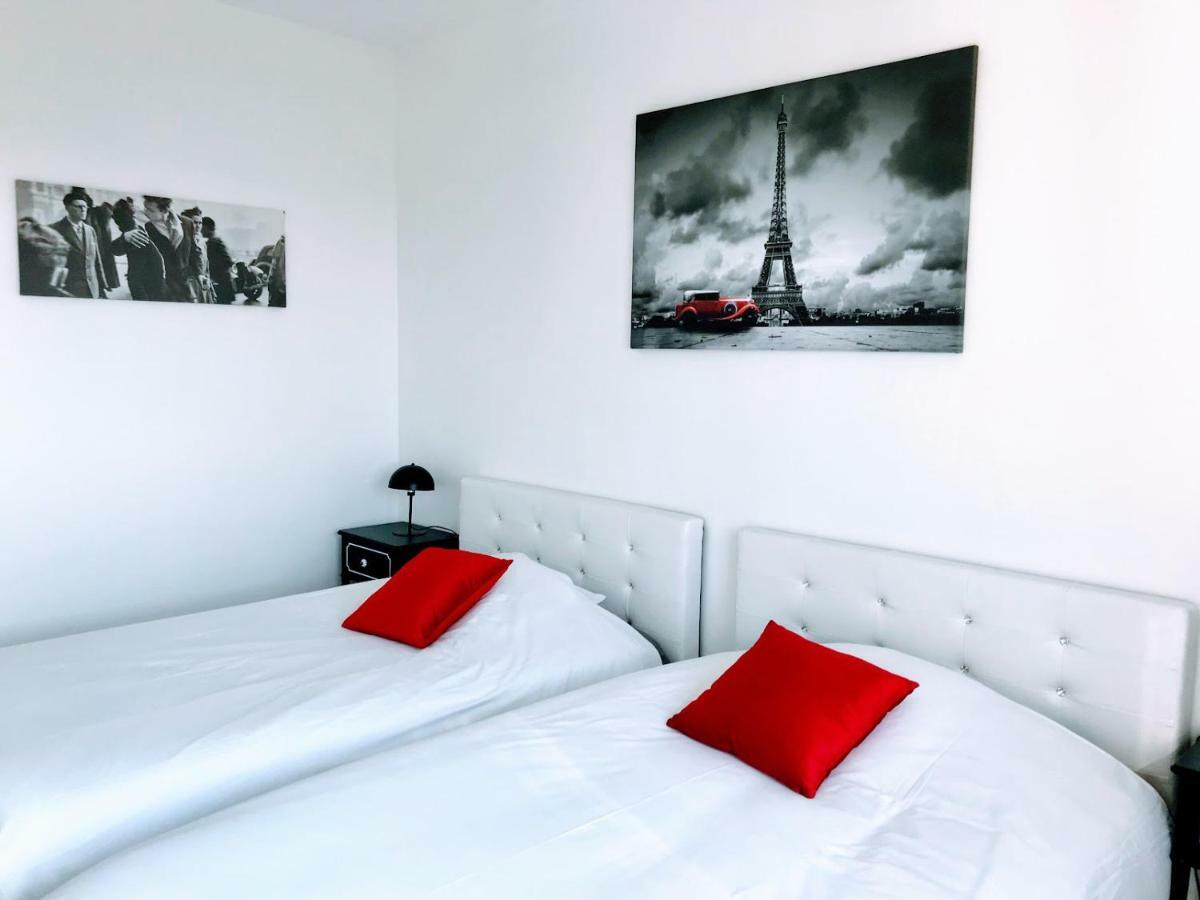 Apartment Luxe Eiffel Tower And Seine River Paris